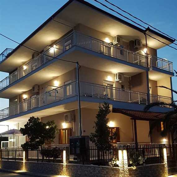 Welcome to Angels Rooms in Nea Vrasna